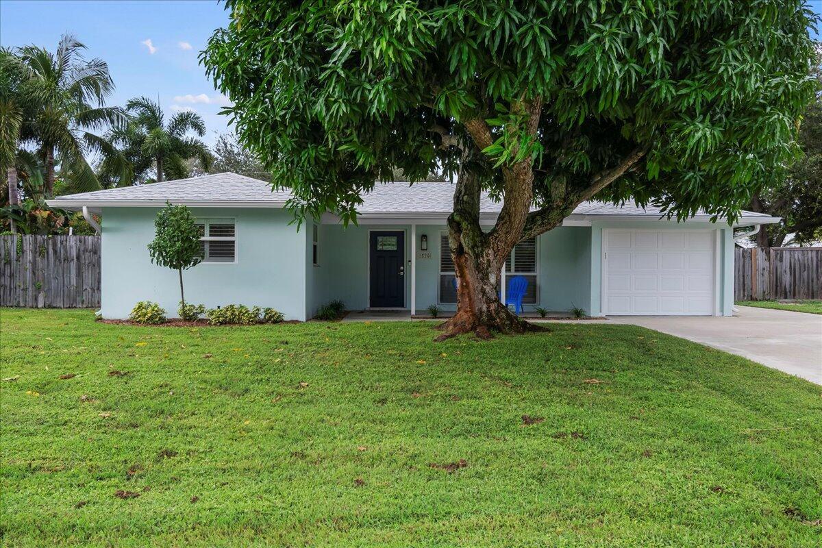1520 Treemont Ave