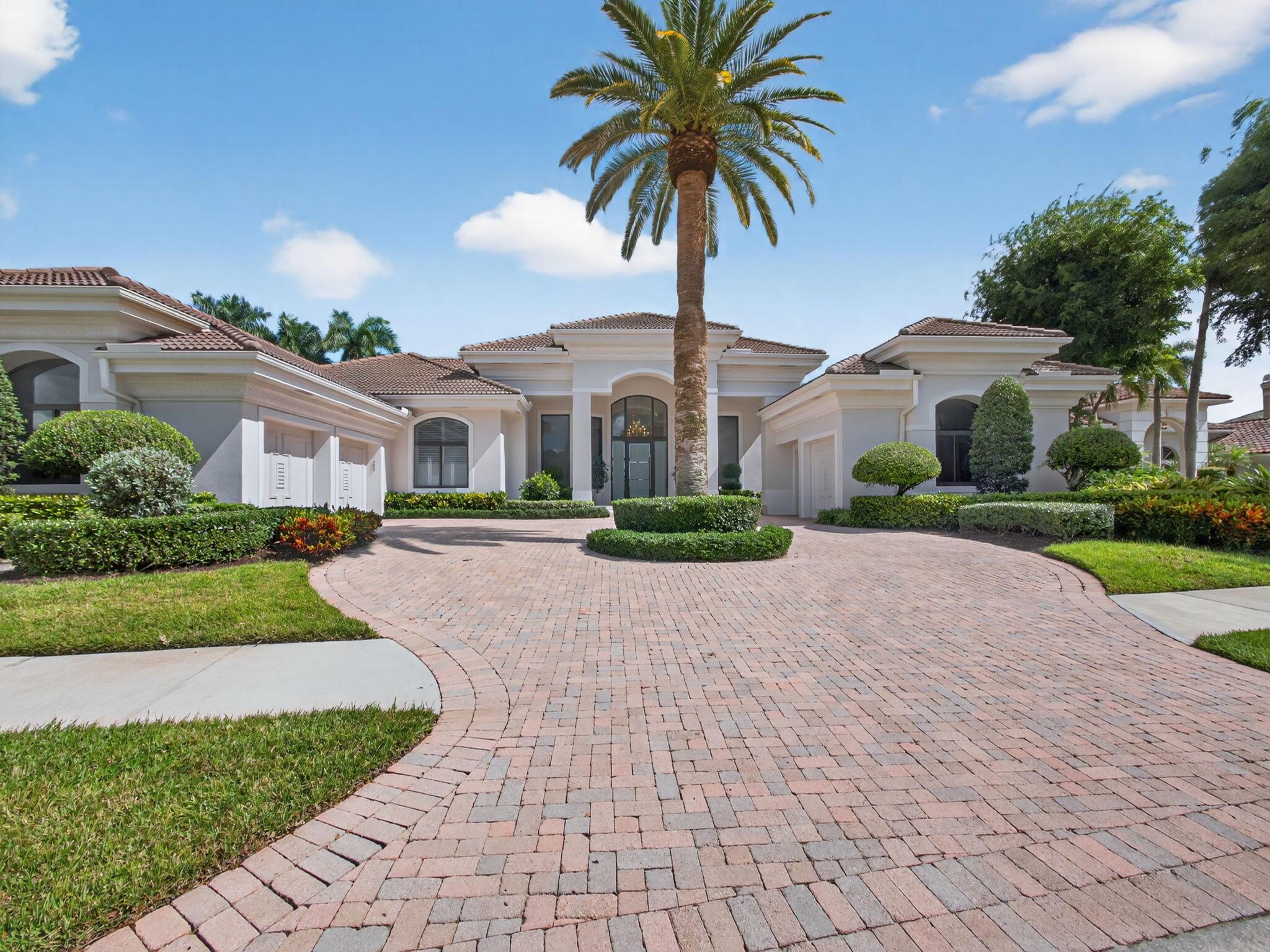 38 St Thomas Dr