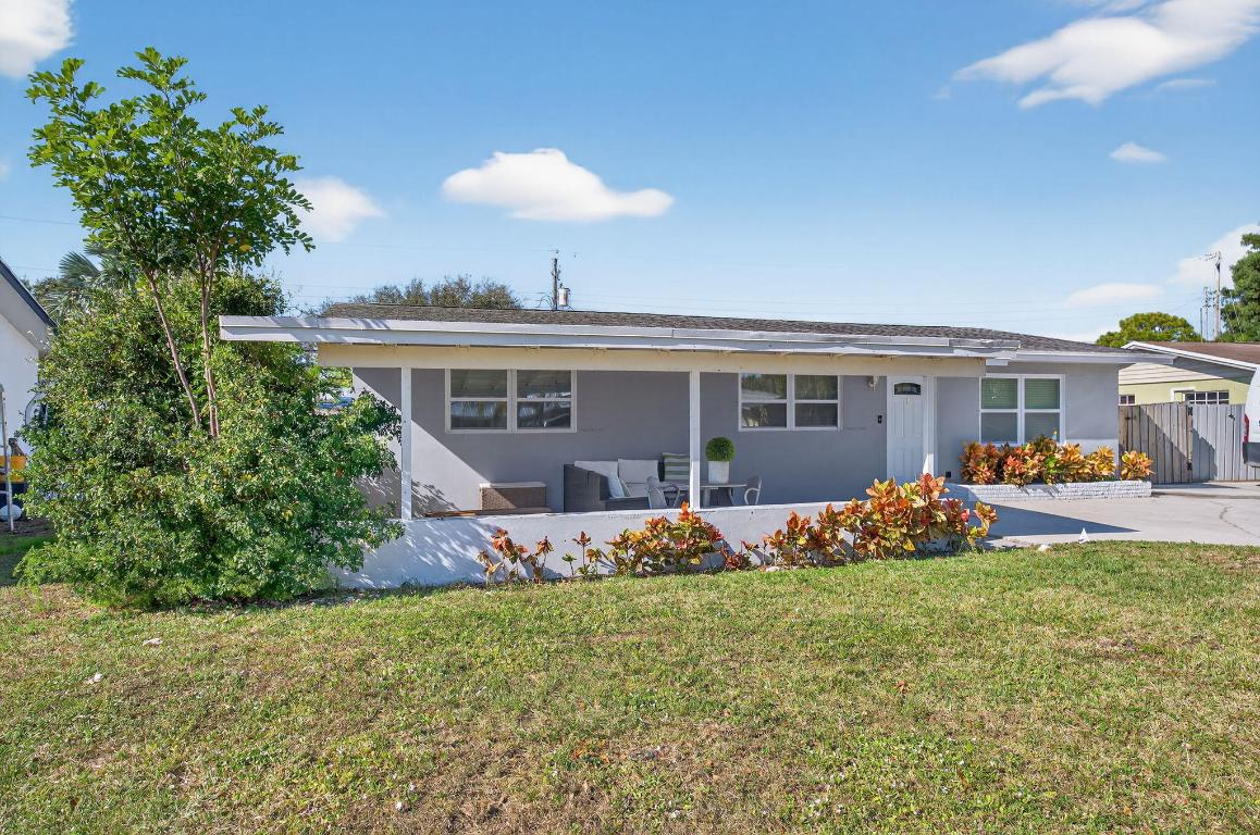 511 Iris Ave Palm Beach Gardens, FL 33410