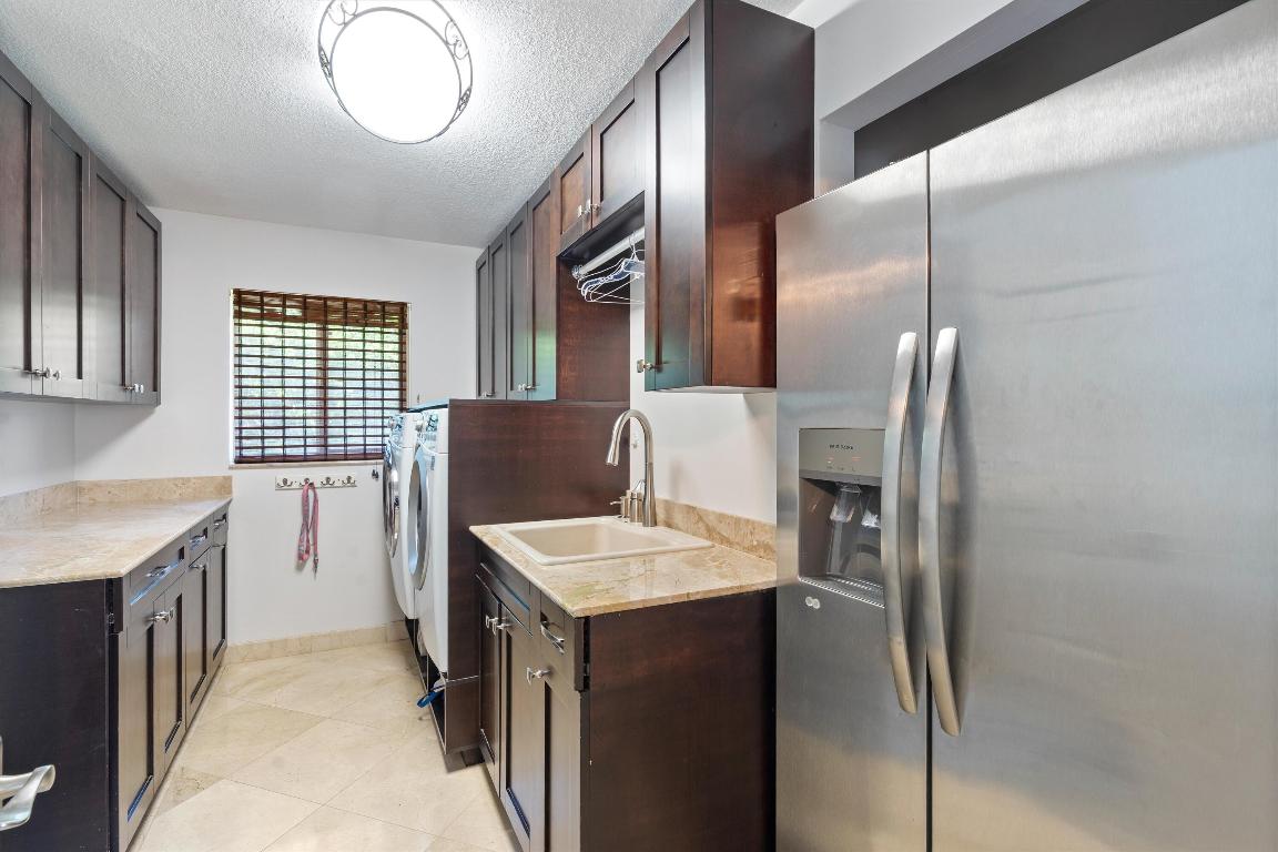 830 NE Boca Bay Colony Boca Raton, FL 33487