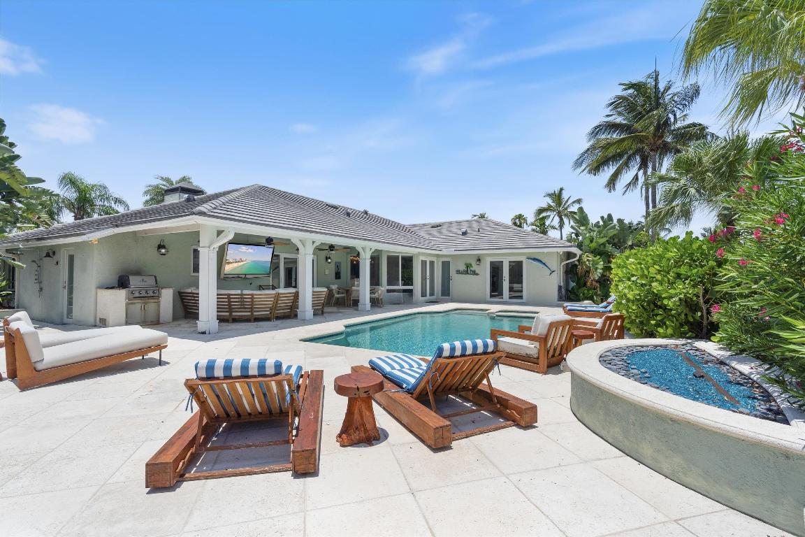 830 NE Boca Bay Colony Boca Raton, FL 33487