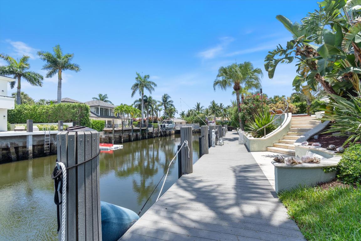 830 NE Boca Bay Colony Boca Raton, FL 33487