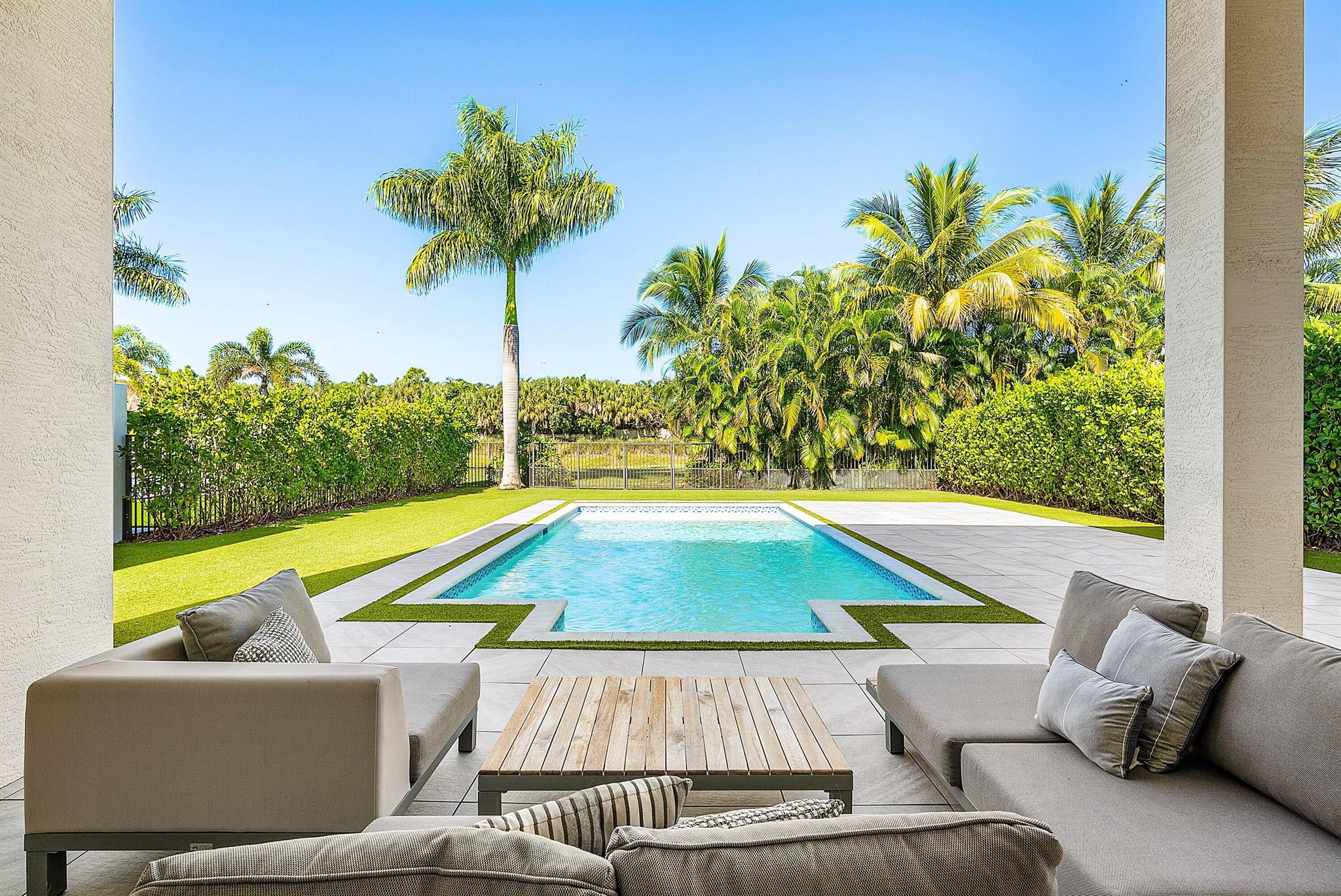 9065 Benedetta Pl Boca Raton, FL 33496