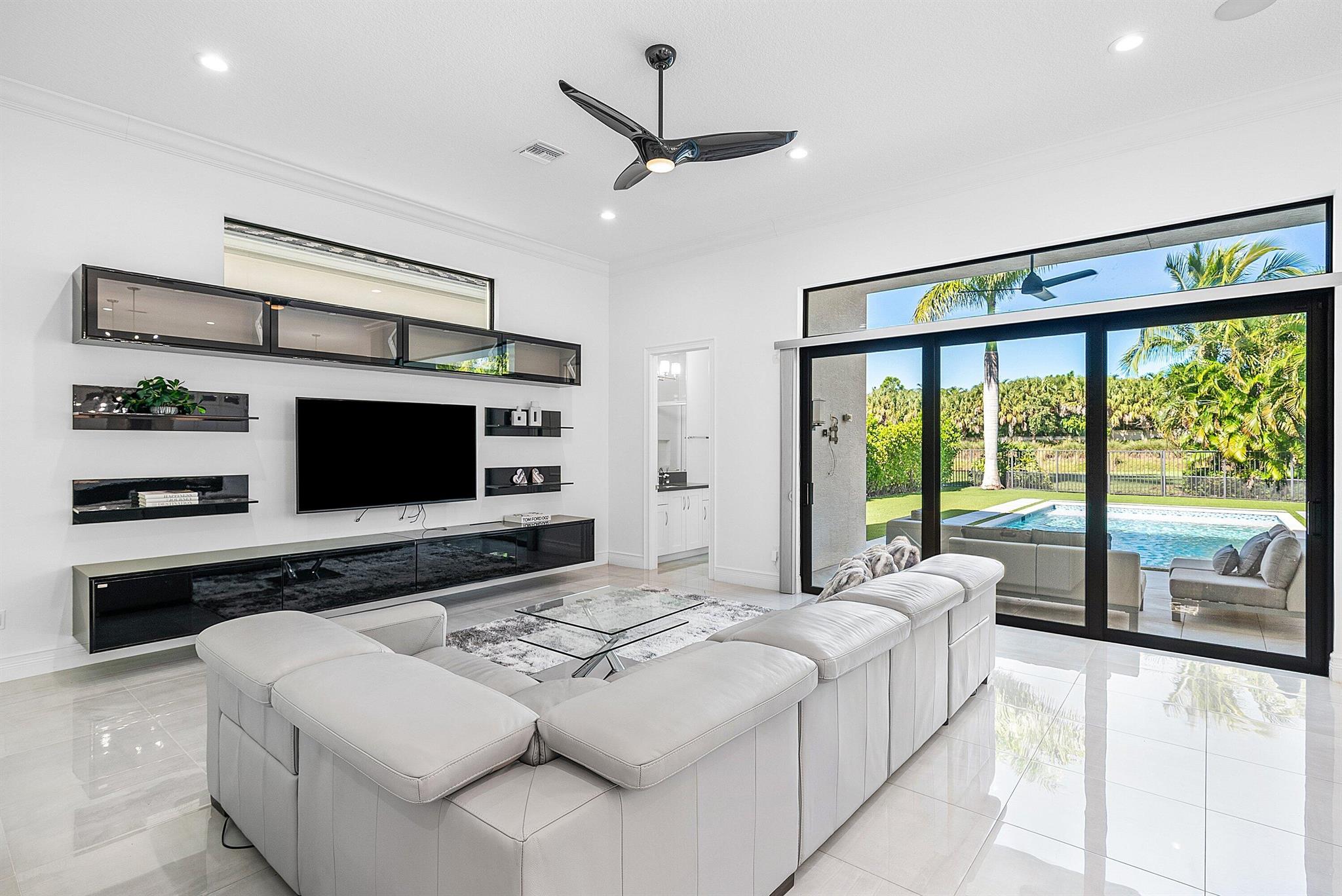 9065 Benedetta Pl Boca Raton, FL 33496