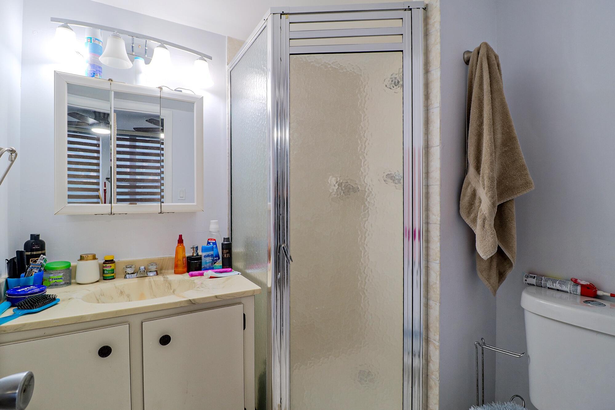 1100 Colony Pt Cir Cir #415 Pembroke Pines, FL 33026