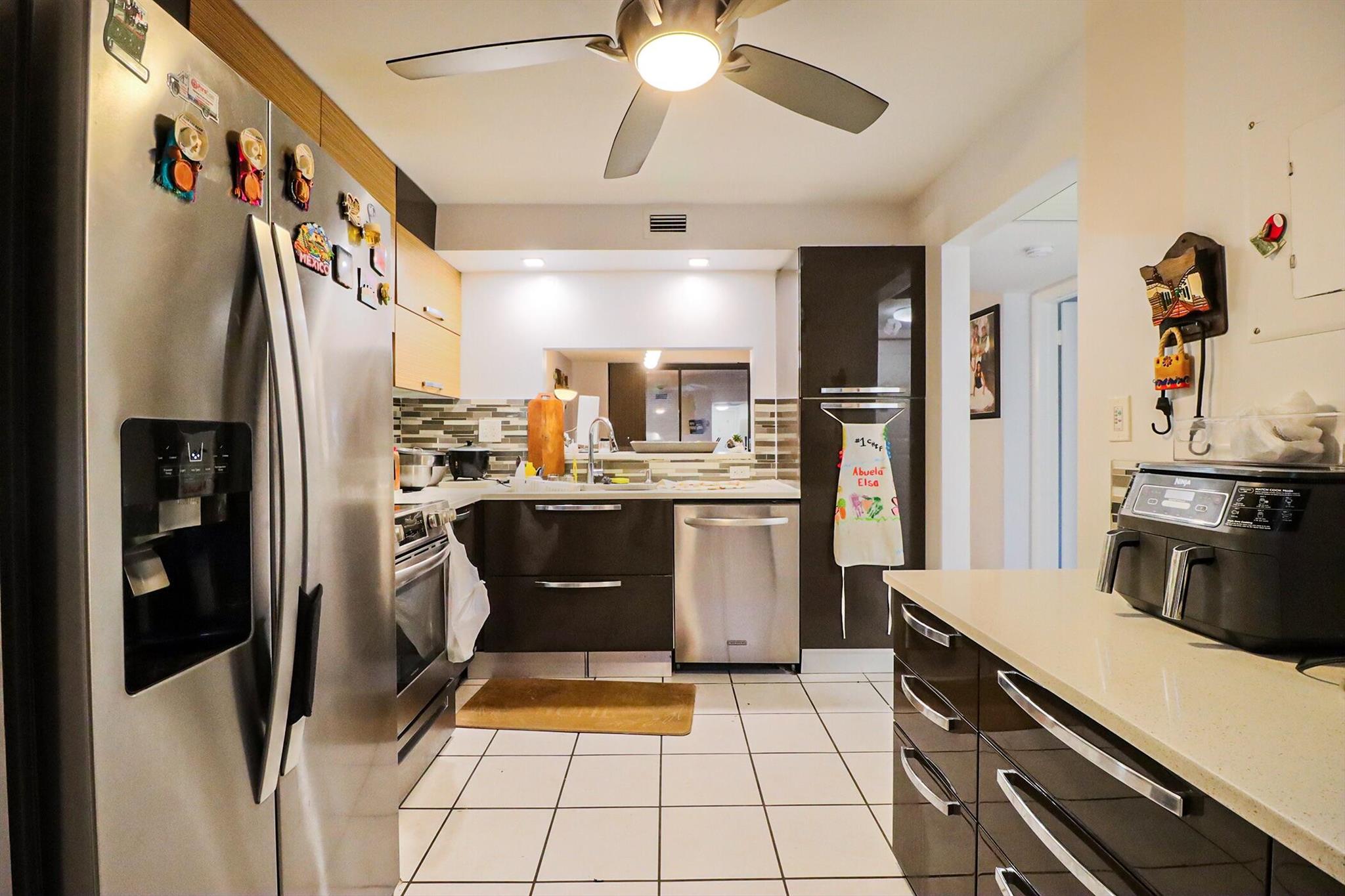 1100 Colony Pt Cir Cir #415 Pembroke Pines, FL 33026