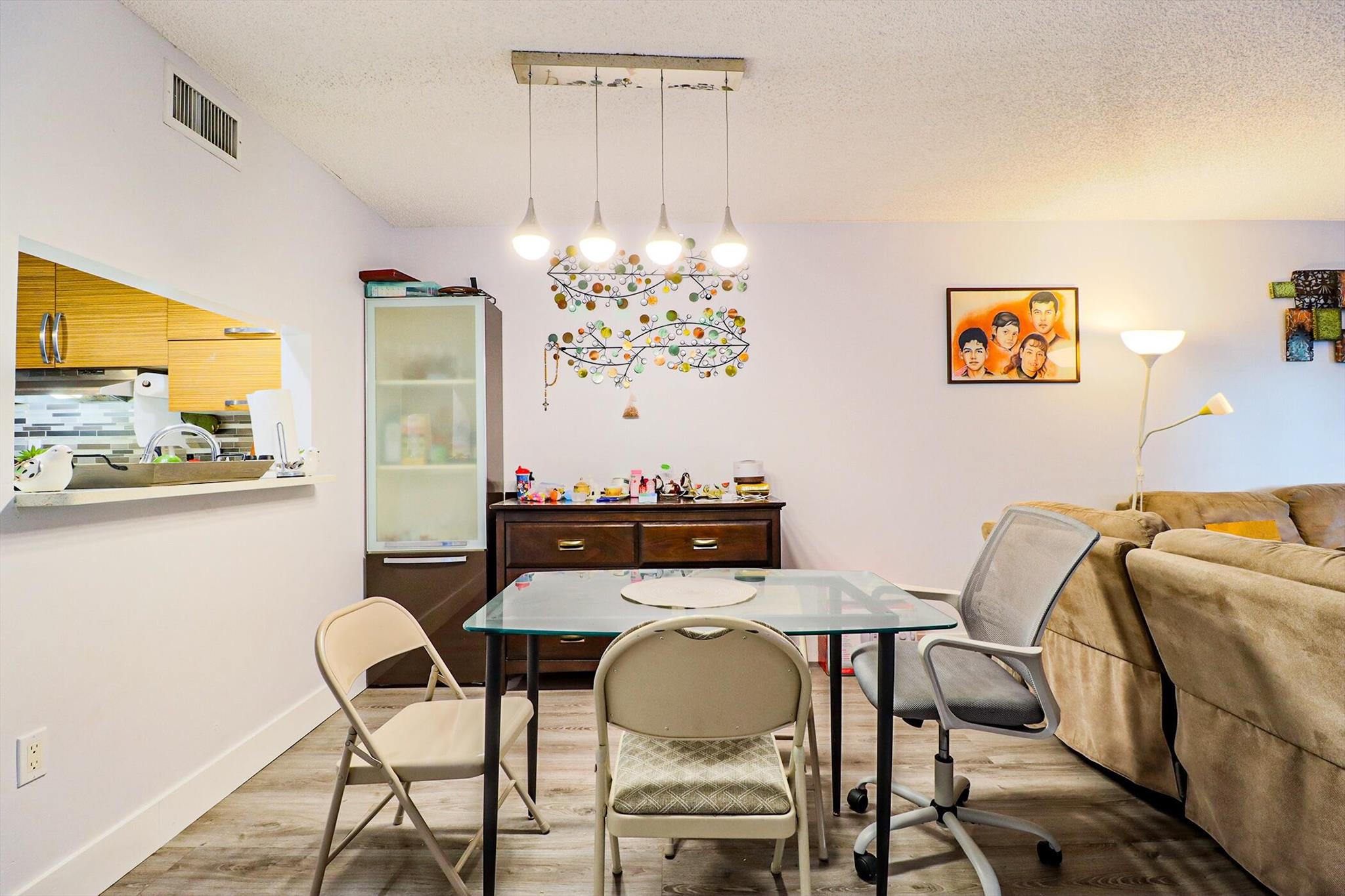 1100 Colony Pt Cir Cir #415 Pembroke Pines, FL 33026