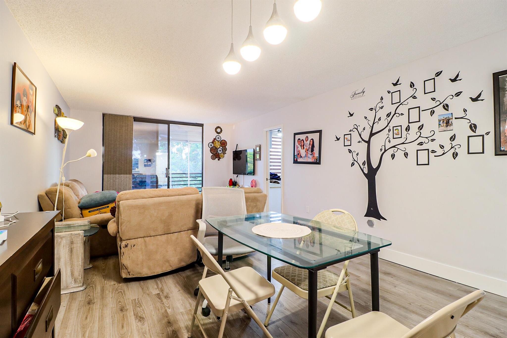 1100 Colony Pt Cir Cir #415 Pembroke Pines, FL 33026