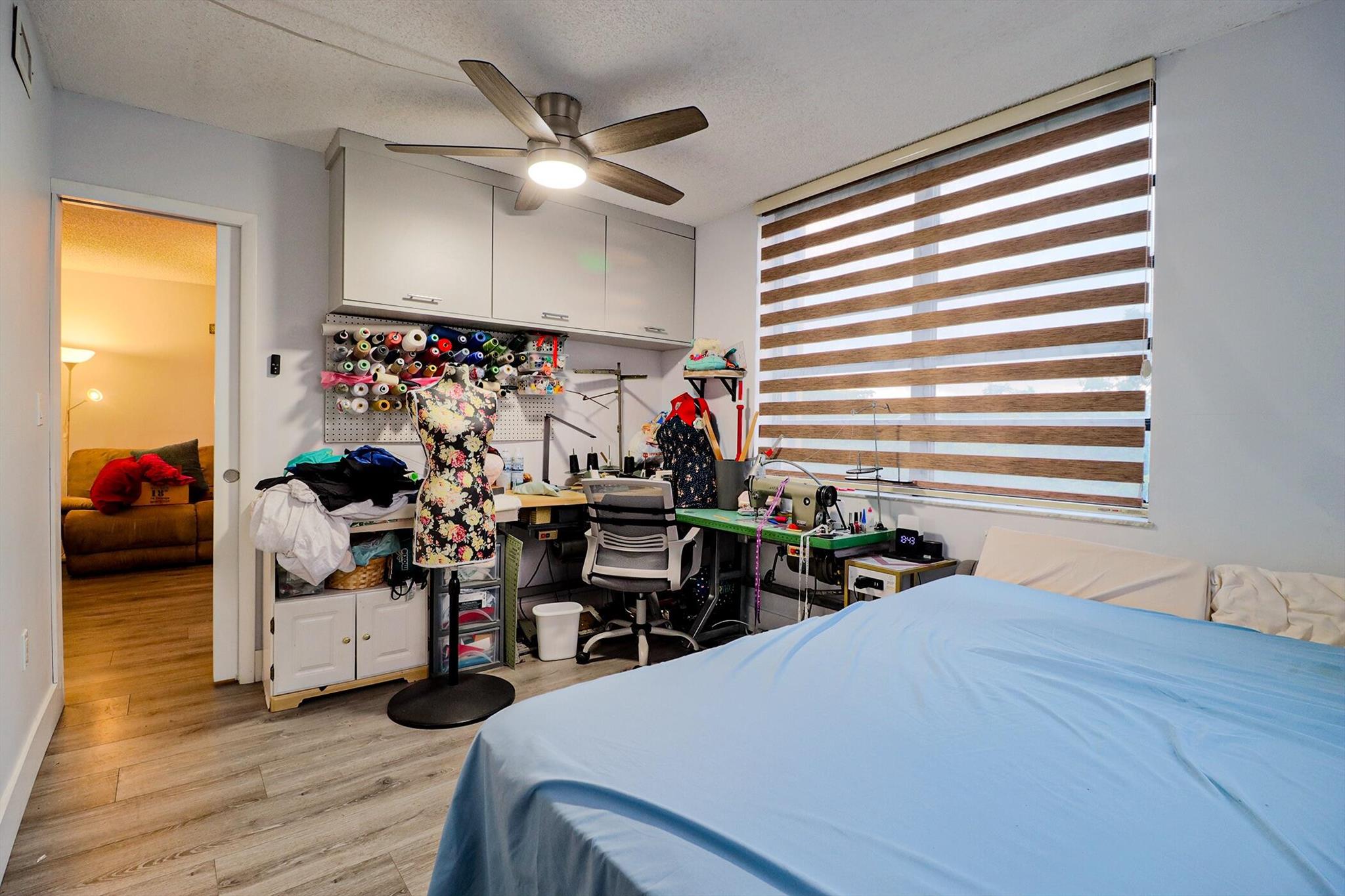 1100 Colony Pt Cir Cir #415 Pembroke Pines, FL 33026