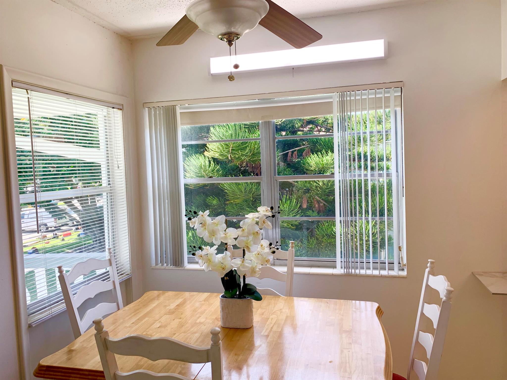 85 Salisbury D West Palm Beach, FL 33417