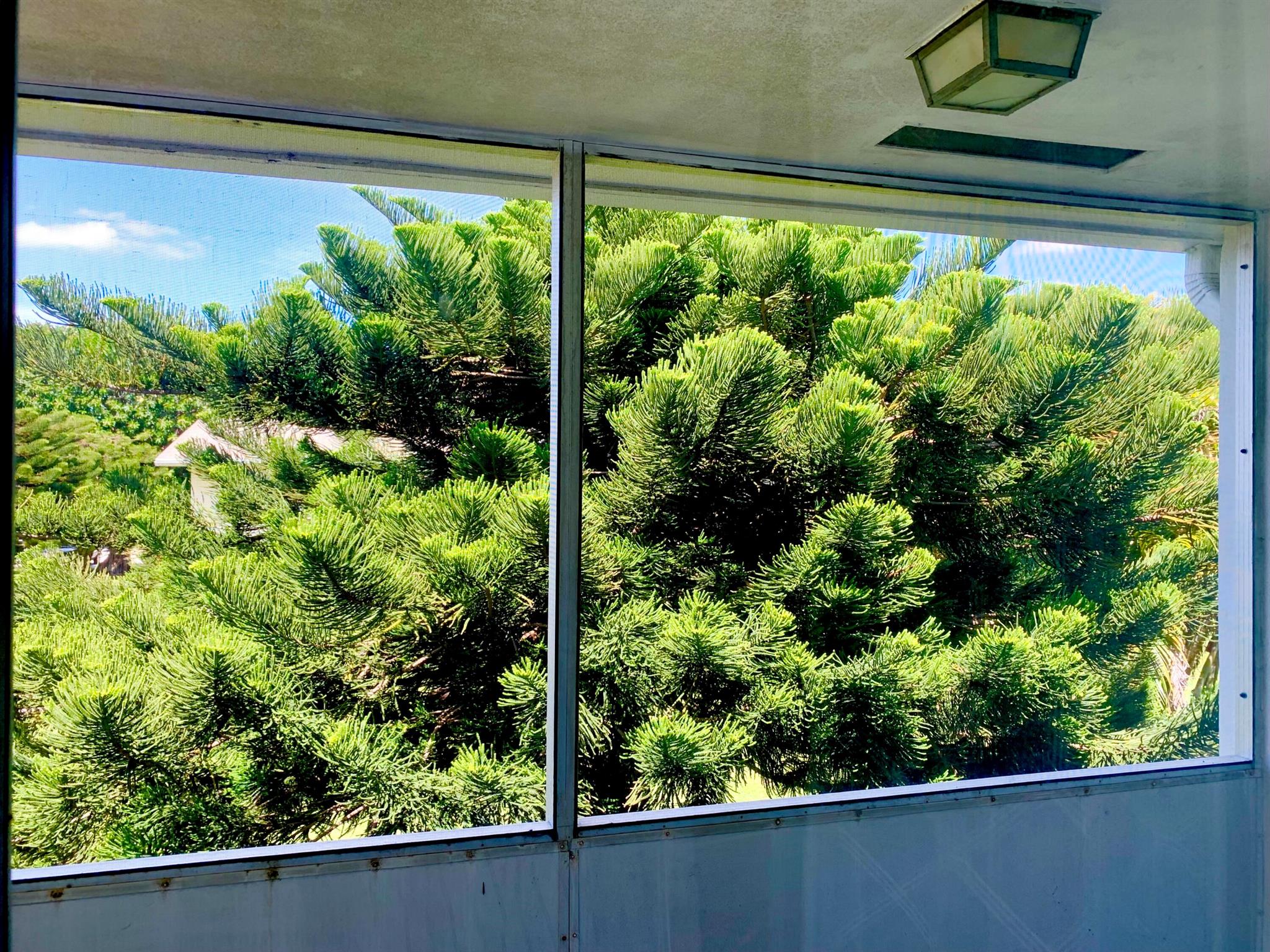 85 Salisbury D West Palm Beach, FL 33417