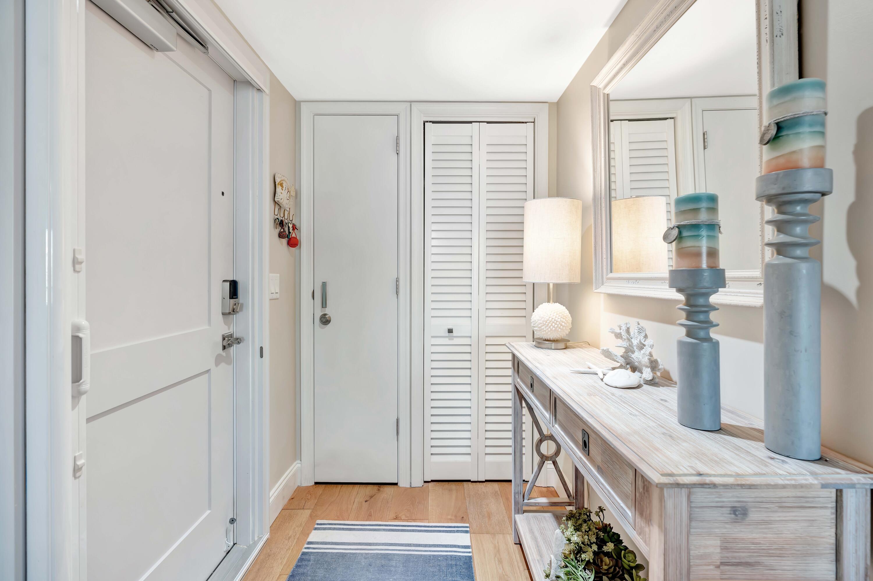 1542 Jupiter Cv #307 Jupiter, FL 33469