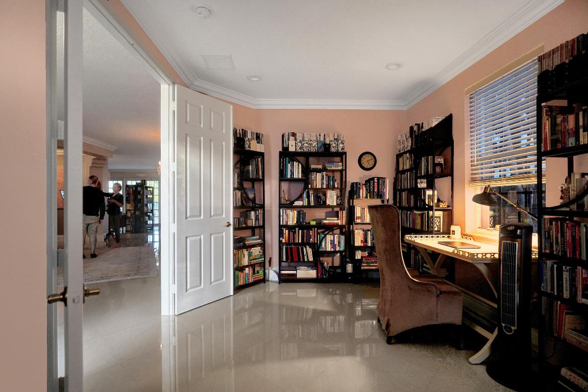 8976 Biddle Wellington, FL 33414