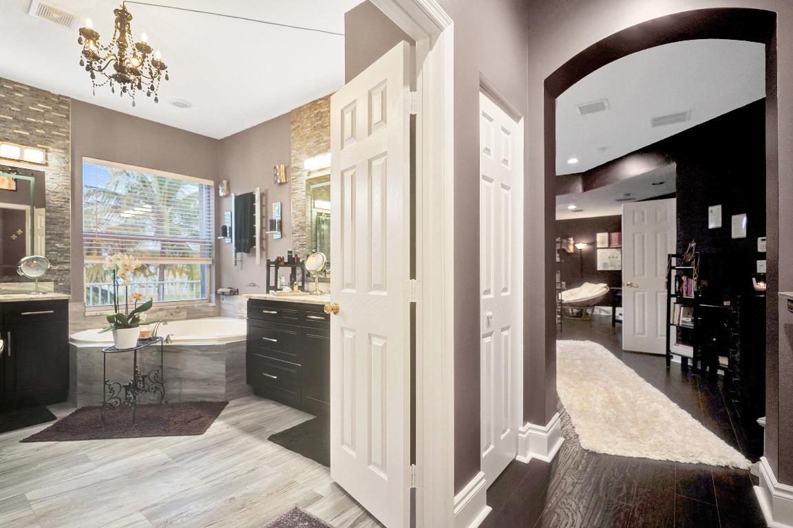 8976 Biddle Wellington, FL 33414