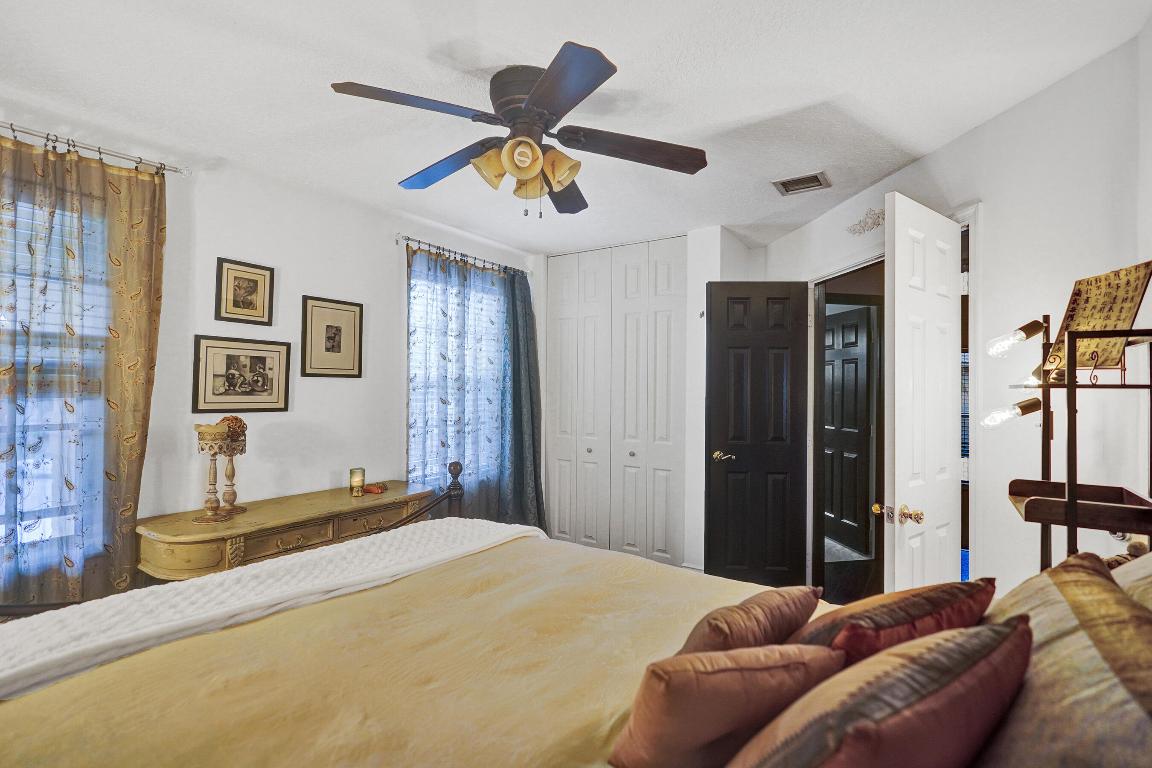 8976 Biddle Wellington, FL 33414