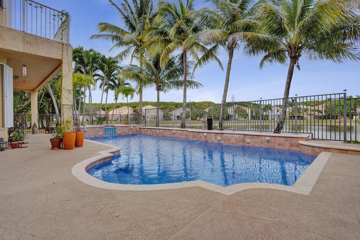 8976 Biddle Wellington, FL 33414