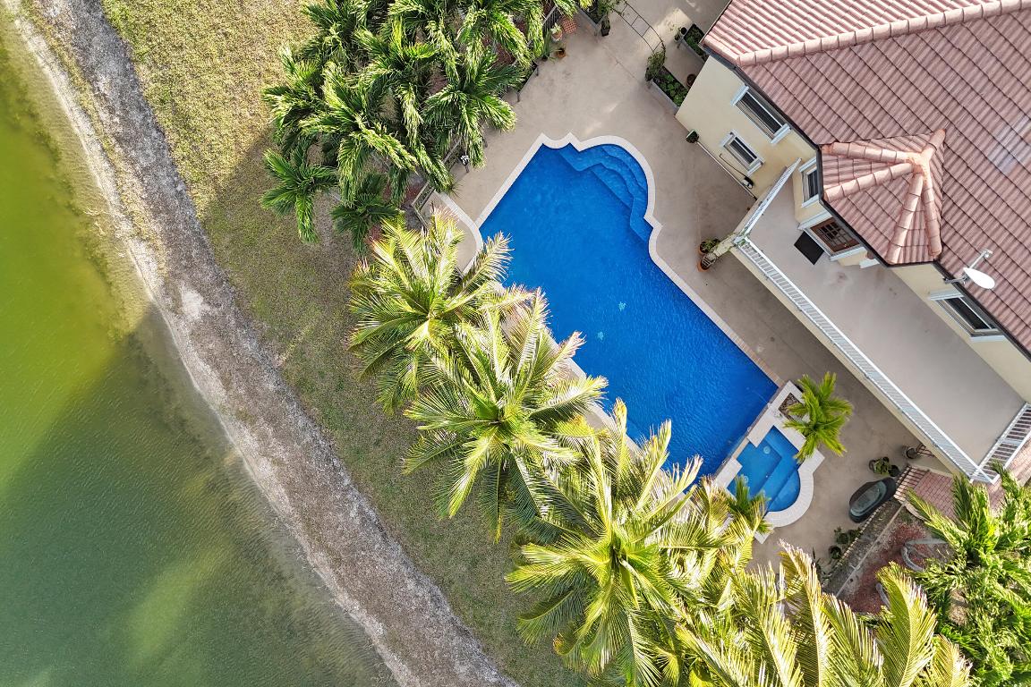 8976 Biddle Wellington, FL 33414