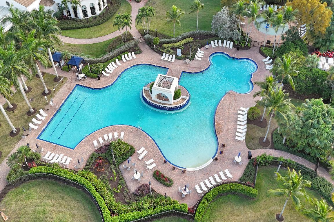 8976 Biddle Wellington, FL 33414