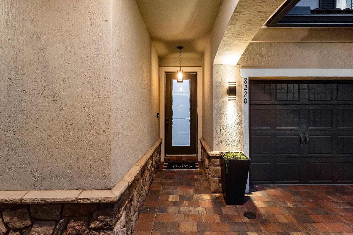 8220 Cinch Lake Worth, FL 33467