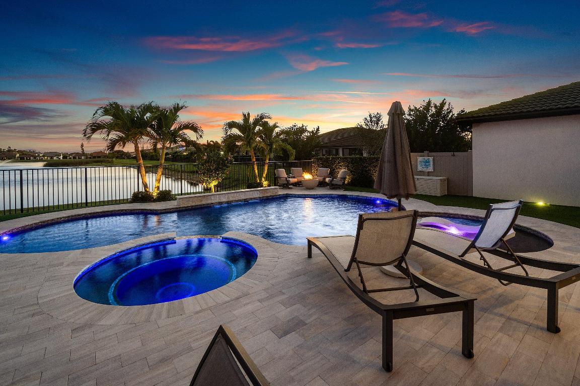 8220 Cinch Lake Worth, FL 33467