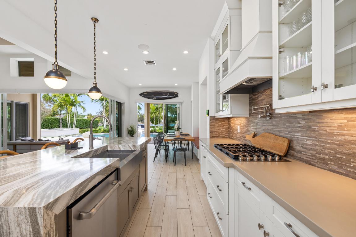 8001 SE Old Plantation Jupiter, FL 33458