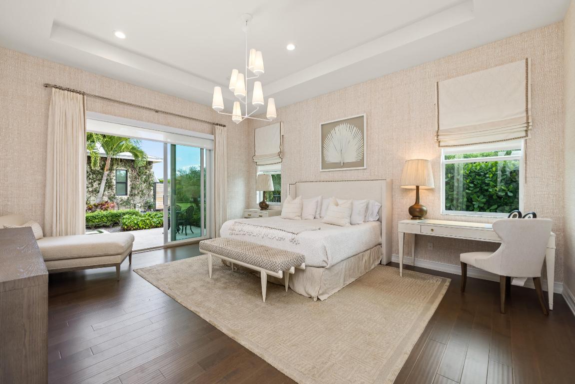 8001 SE Old Plantation Jupiter, FL 33458