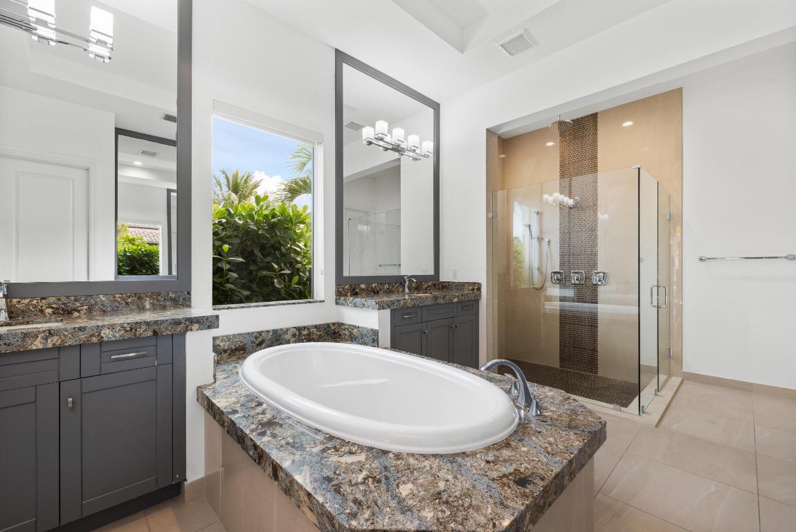 8001 SE Old Plantation Jupiter, FL 33458