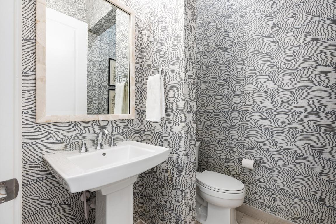 8001 SE Old Plantation Jupiter, FL 33458