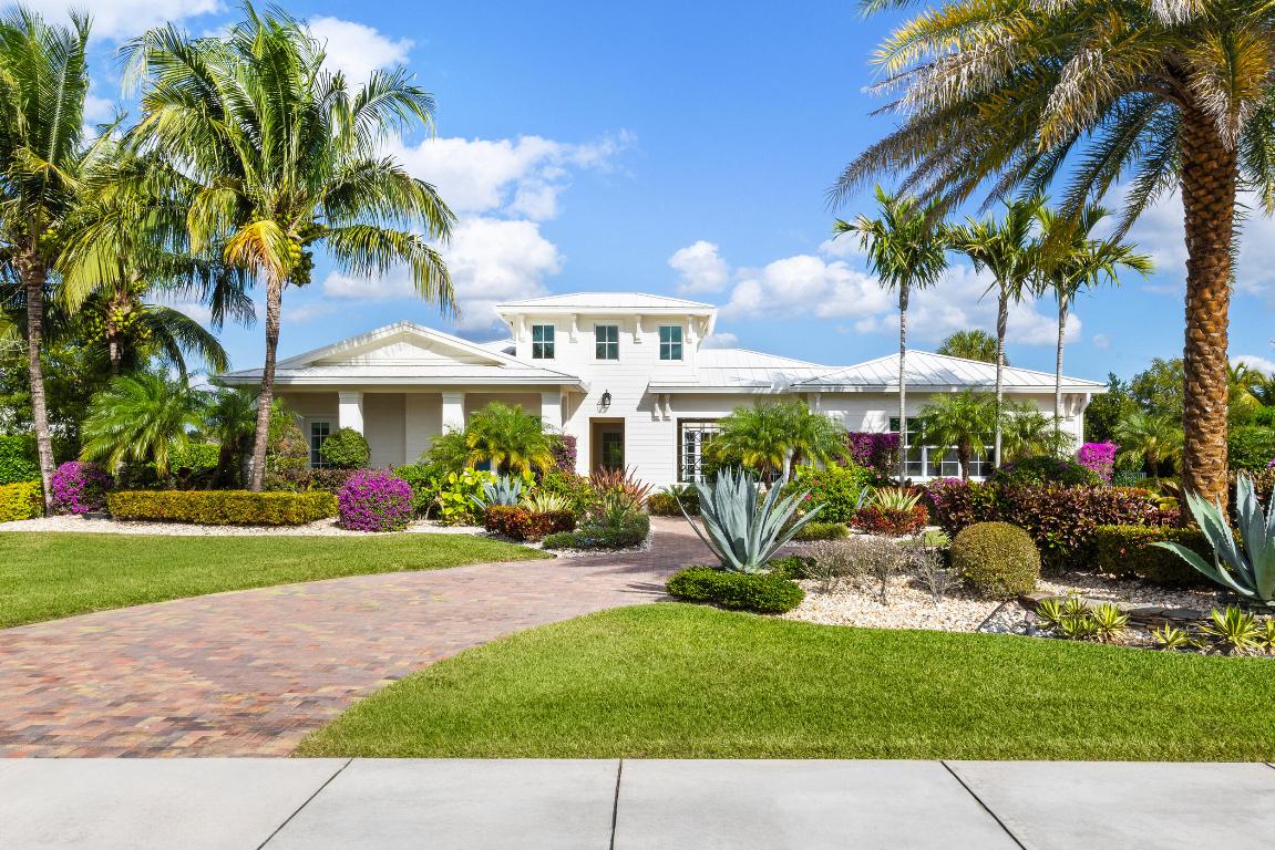 8001 SE Old Plantation Jupiter, FL 33458