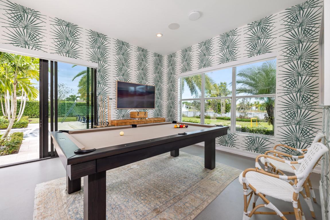 8001 SE Old Plantation Jupiter, FL 33458