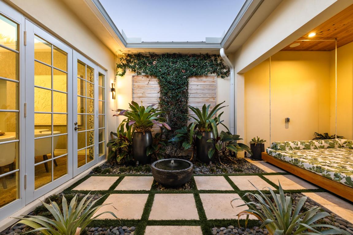 8001 SE Old Plantation Jupiter, FL 33458