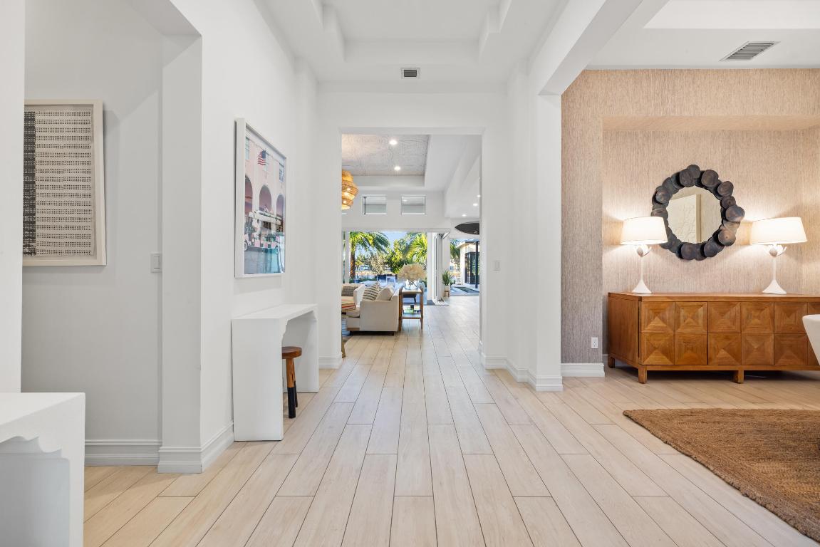 8001 SE Old Plantation Jupiter, FL 33458