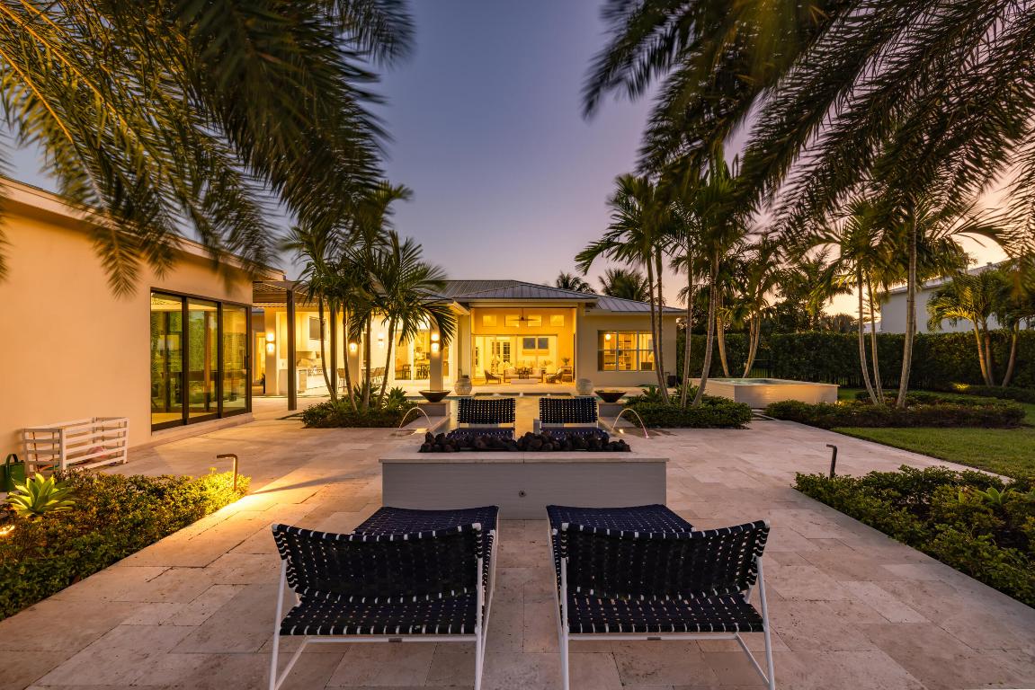 8001 SE Old Plantation Jupiter, FL 33458