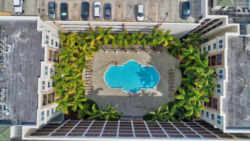 1660 Renaissance Cmns #2208 Boynton Beach, FL 33426