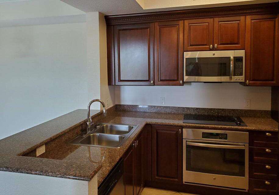 1660 Renaissance Cmns #2208 Boynton Beach, FL 33426