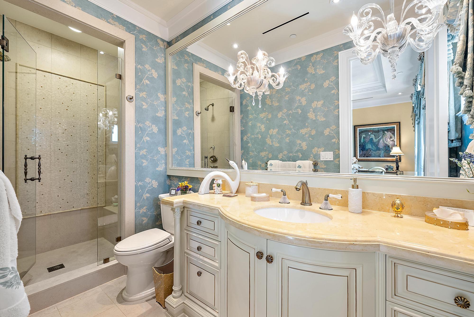 115 Gulfstream Palm Beach, FL 33480
