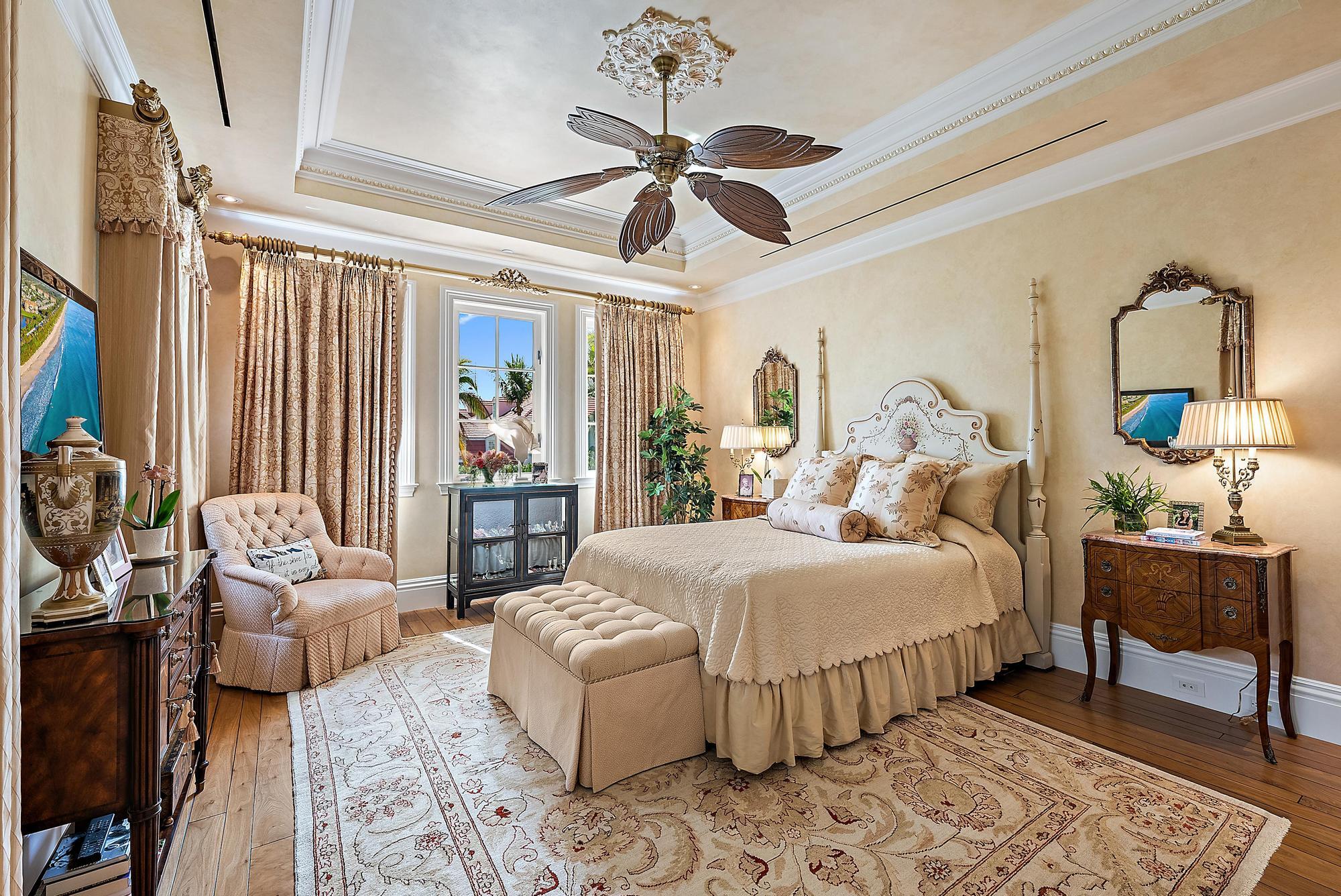 115 Gulfstream Palm Beach, FL 33480