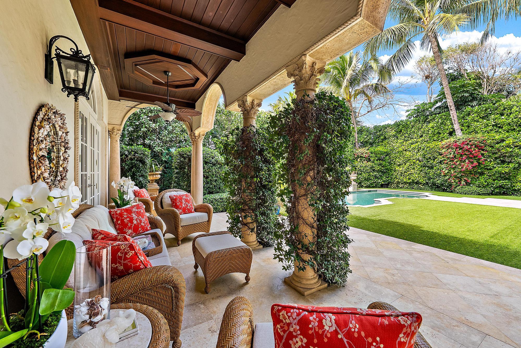 115 Gulfstream Palm Beach, FL 33480