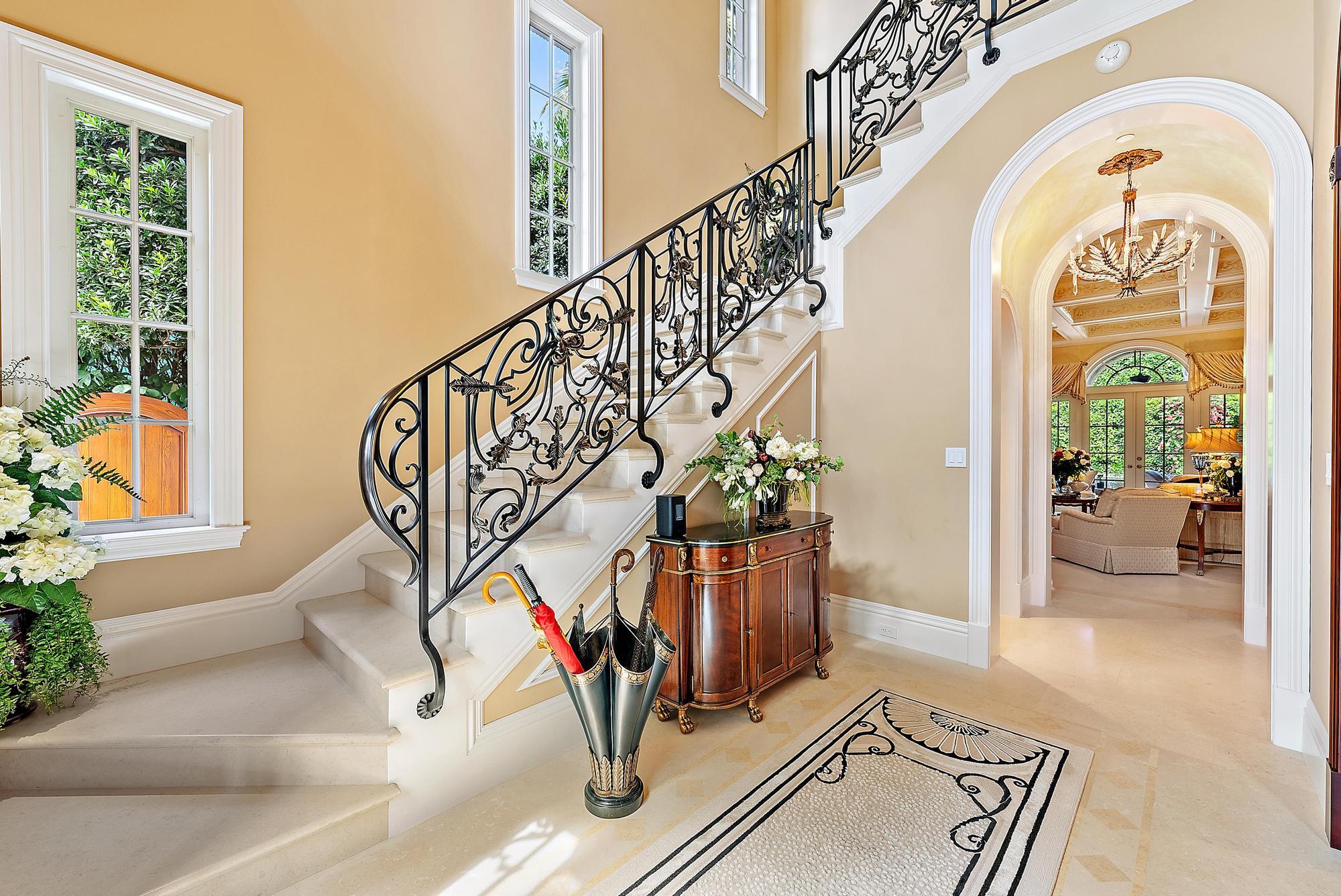115 Gulfstream Palm Beach, FL 33480