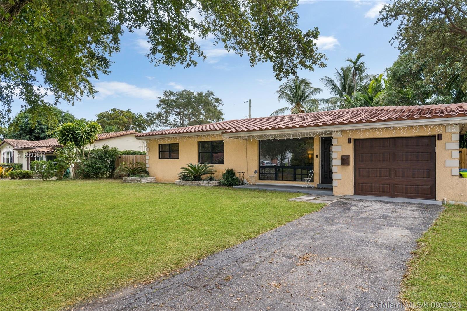 490 NW 89