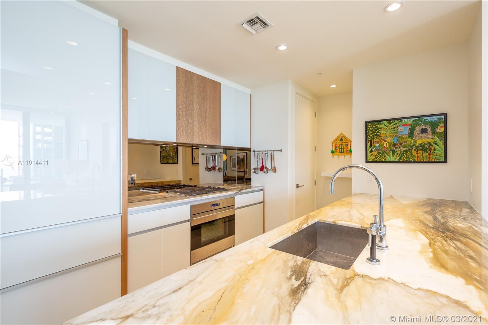 2831 S Bayshore Dr #2102 Coconut Grove, FL 33133