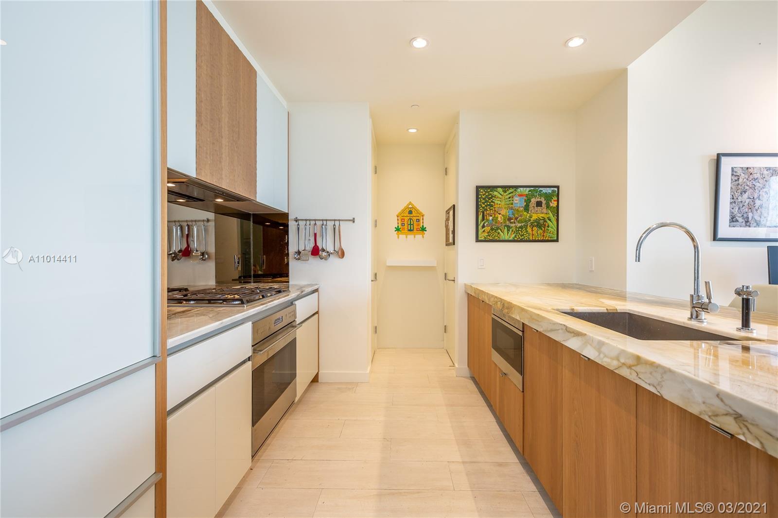 2831 S Bayshore Dr #2102 Coconut Grove, FL 33133