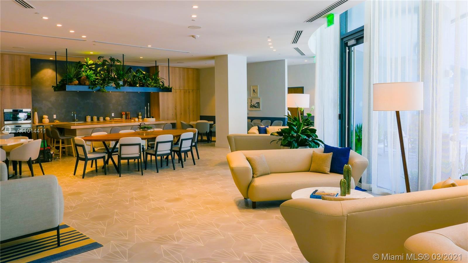 2831 S Bayshore Dr #2102 Coconut Grove, FL 33133