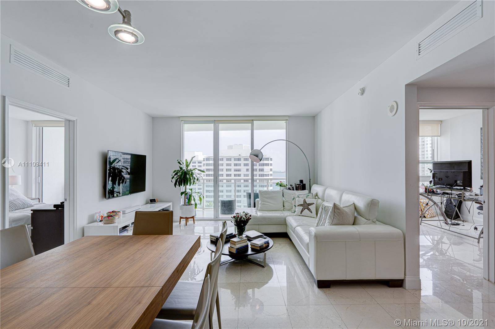 951 Brickell Ave #1606, Miami, FL 33131