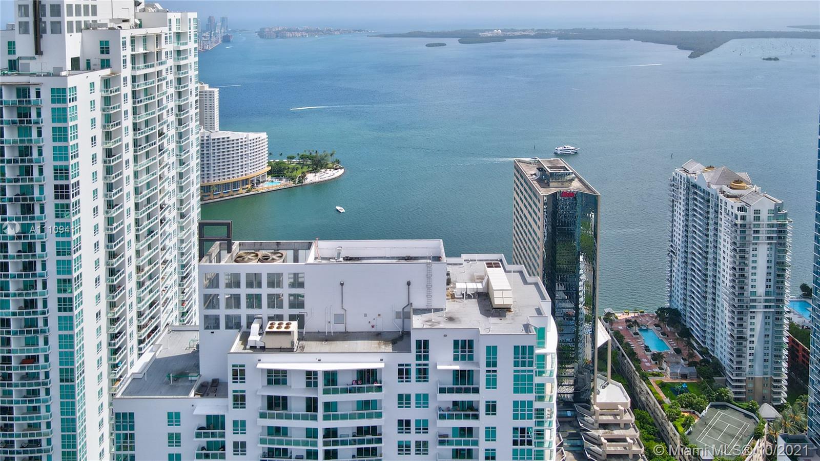 951 Brickell Ave #1606, Miami, FL 33131