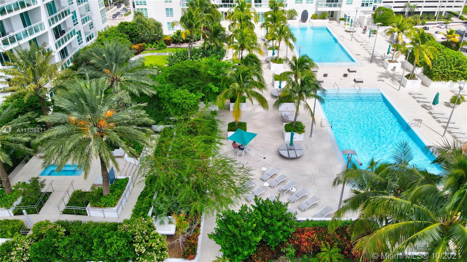 951 Brickell Ave #1606, Miami, FL 33131