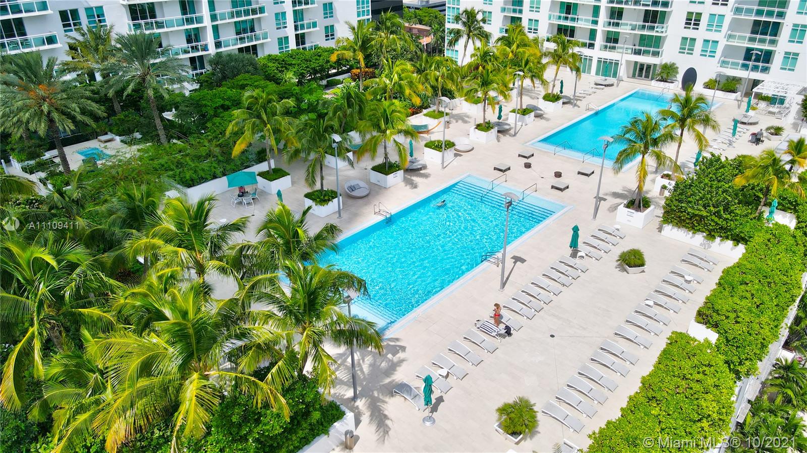 951 Brickell Ave #1606, Miami, FL 33131