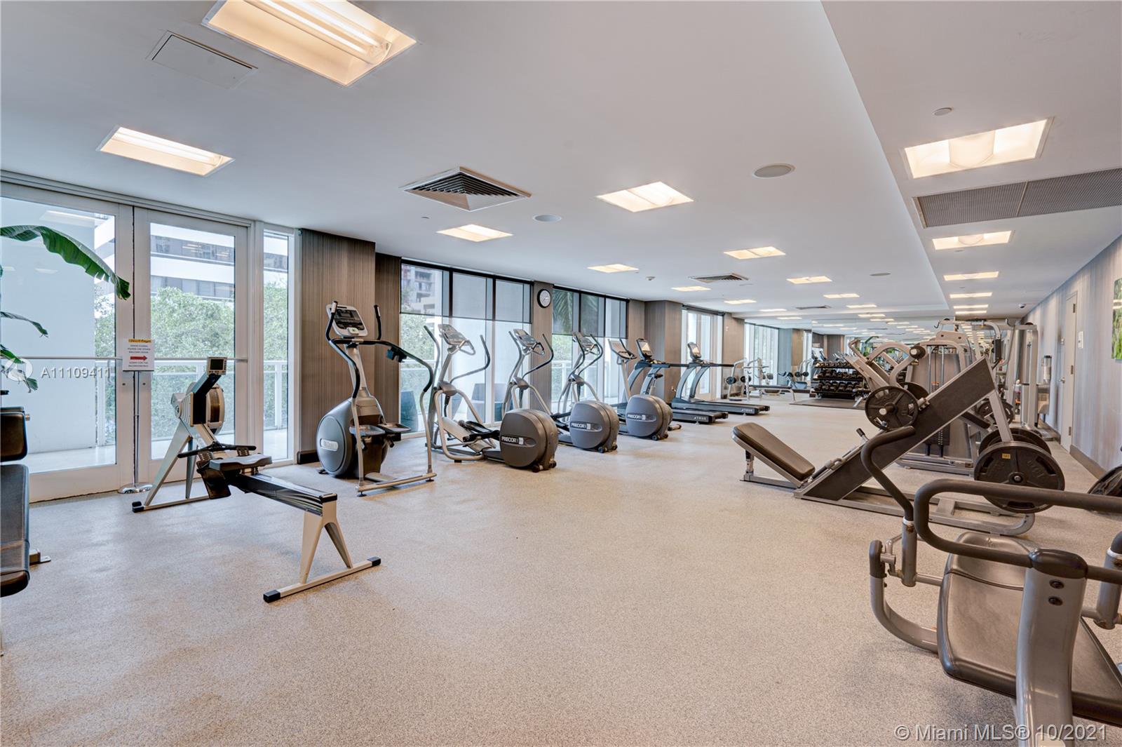 951 Brickell Ave #1606, Miami, FL 33131