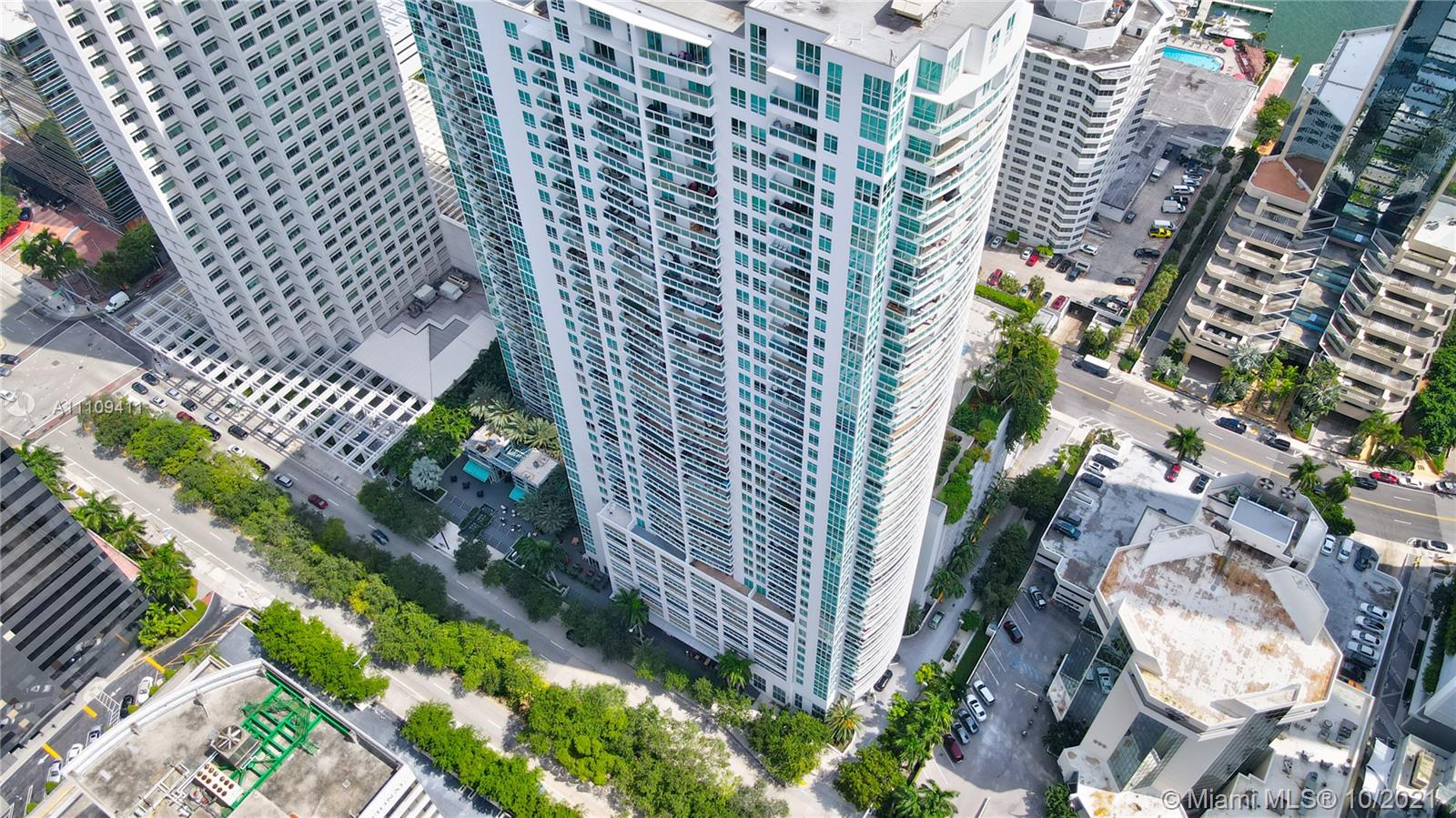 951 Brickell Ave #1606, Miami, FL 33131