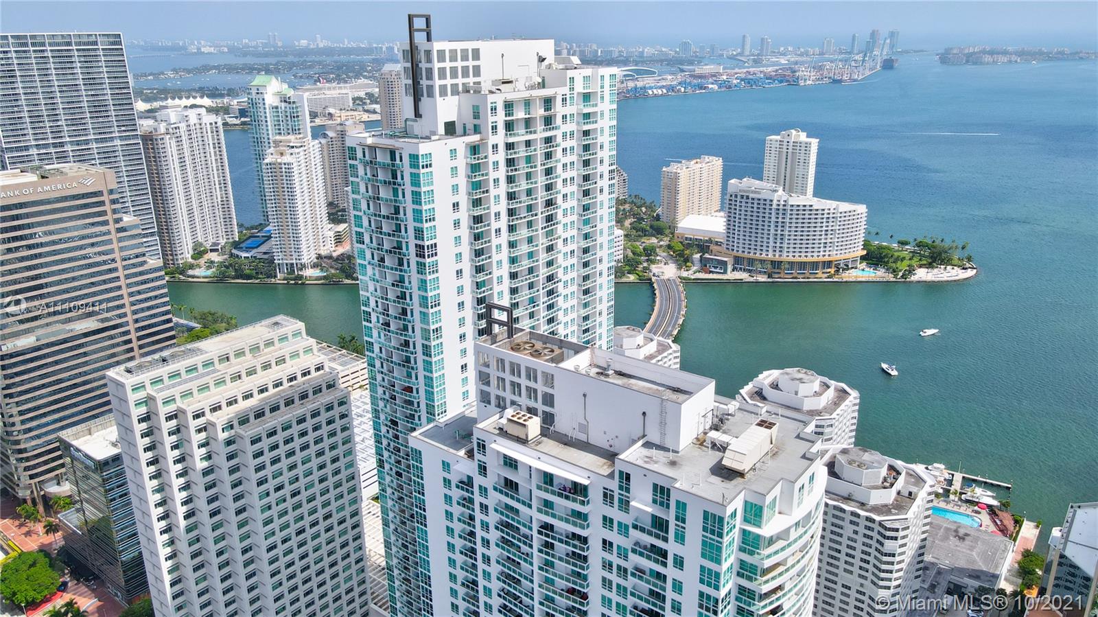 951 Brickell Ave #1606, Miami, FL 33131